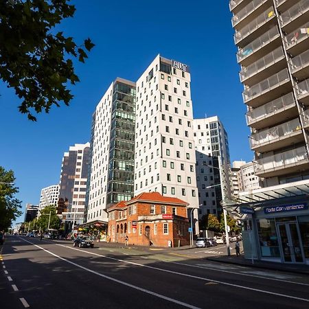 Campus Summer Stays Wellesley Apartment Auckland Bagian luar foto