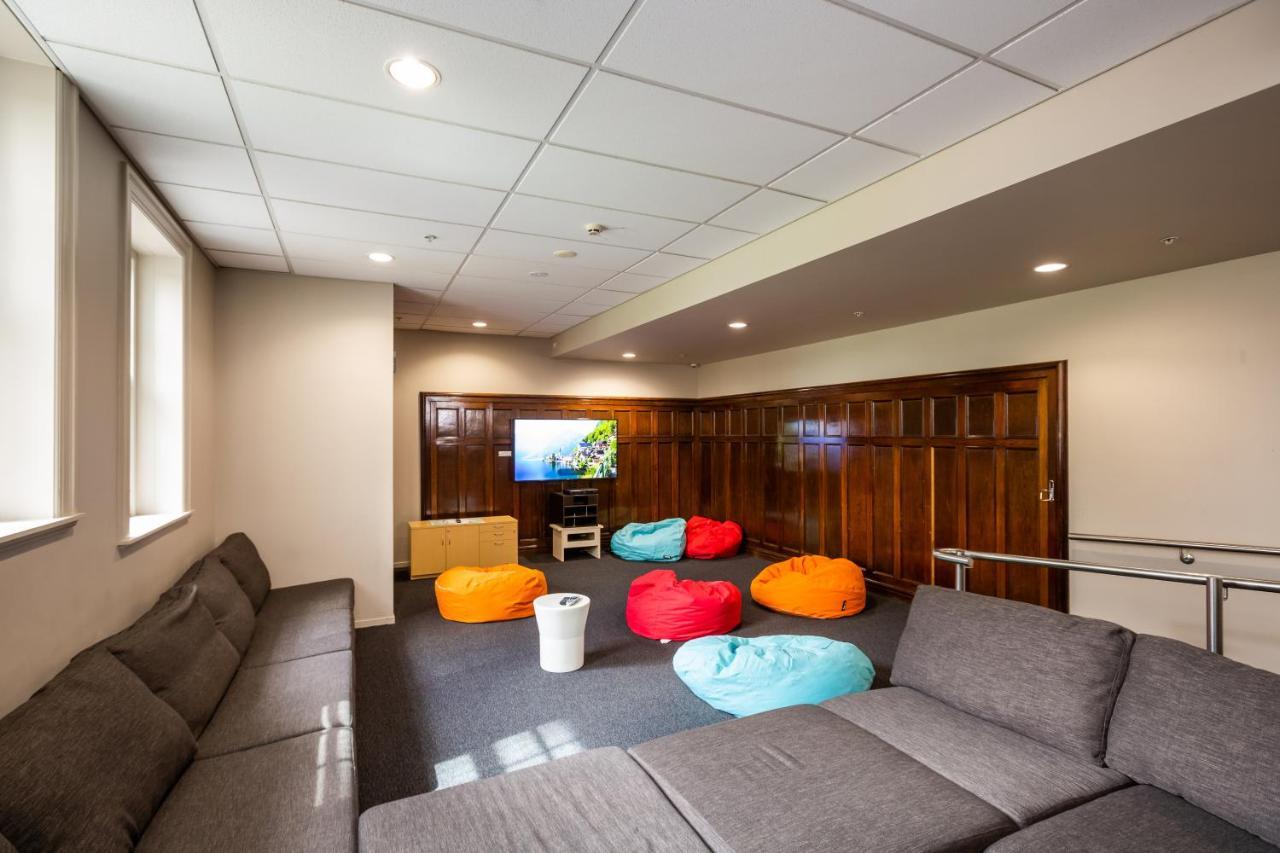 Campus Summer Stays Wellesley Apartment Auckland Bagian luar foto